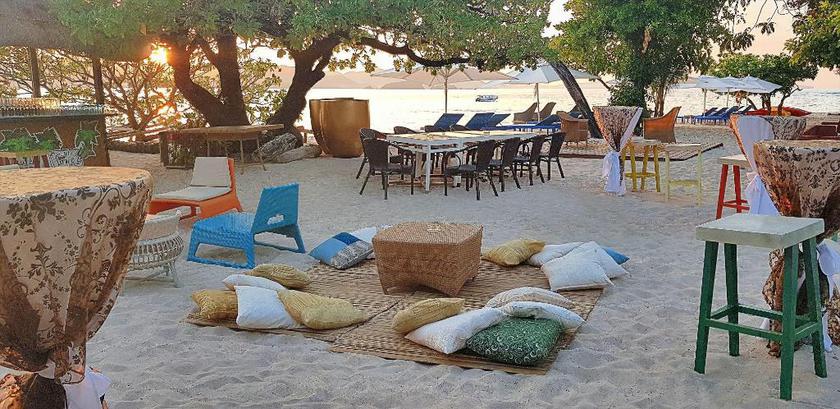 Imagen del bar/restaurante del Hotel Discovery Coron. Foto 6