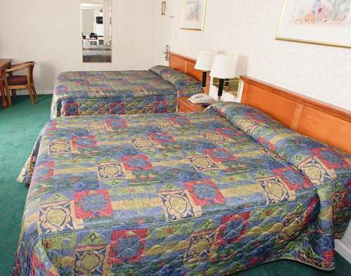 Imagen de la habitación del Hotel Discovery Inn, Hayward. Foto 2