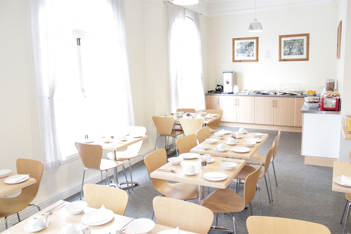 Imagen del bar/restaurante del Hotel Discovery Inn, Leeds. Foto 4