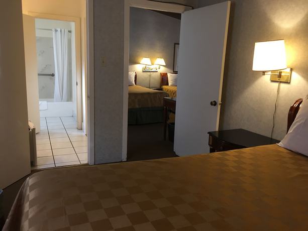 Imagen de la habitación del Hotel Discovery Inn, Seaside. Foto 4