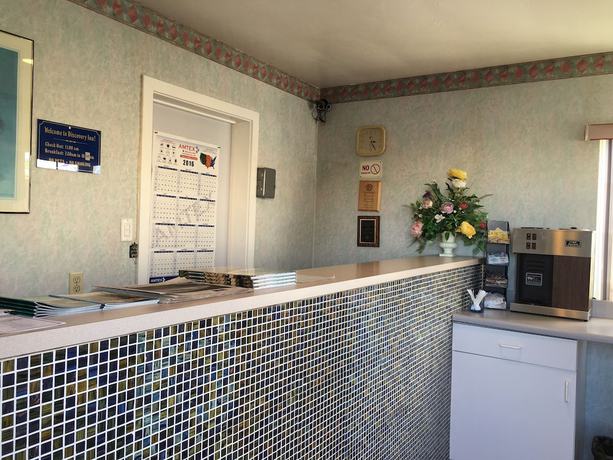 Imagen de los interiores del Hotel Discovery Inn, Seaside. Foto 20