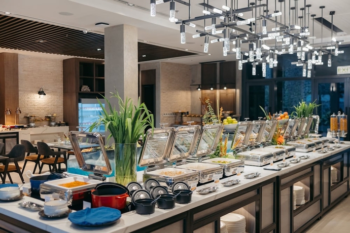 Imagen del bar/restaurante del Hotel Discovery Samal. Foto 4