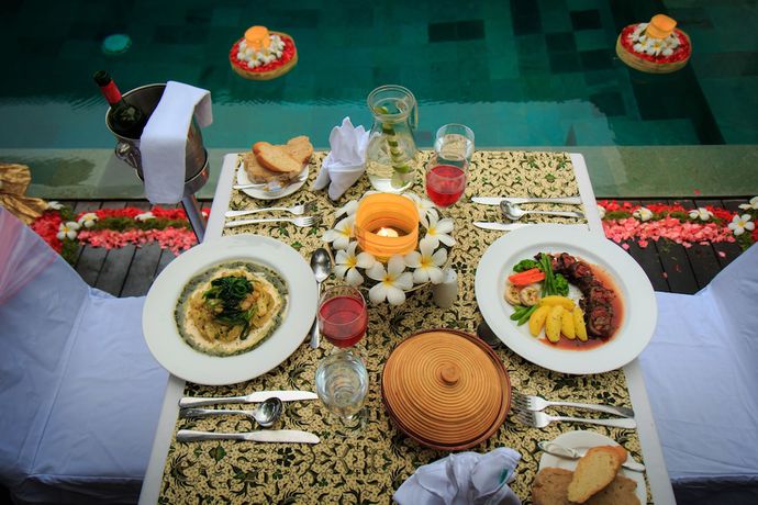 Imagen de los interiores del Hotel Disini Villa. Foto 20