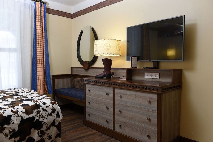 Imagen de la habitación del Hotel Disney Cheyenne. Foto 3