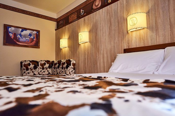 Imagen de la habitación del Hotel Disney Cheyenne. Foto 8