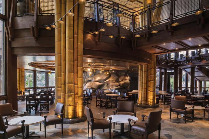 Imagen del bar/restaurante del Hotel Disney Explorers Lodge. Foto 5