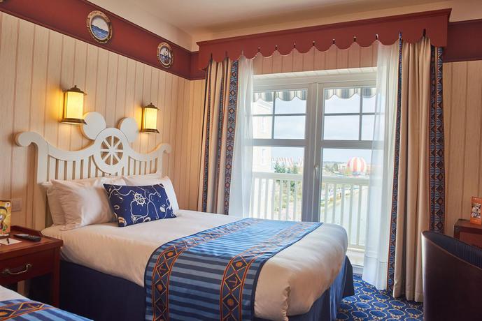 Imagen de la habitación del Hotel Disney Newport Bay Club. Foto 6