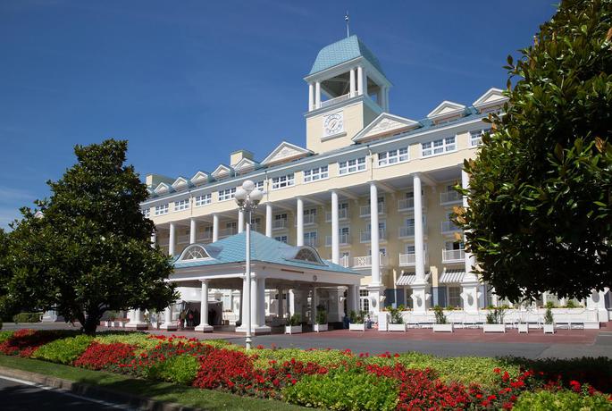 Imagen de los exteriores del Hotel Disney Newport Bay Club. Foto 11