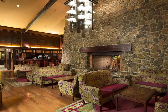 Imagen de los interiores del Hotel Disney Sequoia Lodge. Foto 17