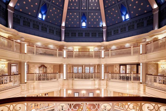 Imagen de los interiores del Hotel Disneyland®. Foto 10