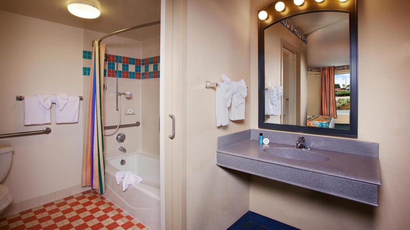 Imagen de la habitación del Hotel Disney's All-star Music Resort. Foto 9