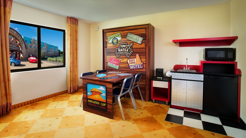 Imagen de la habitación del Hotel Disney's Art Of Animation Resort. Foto 5