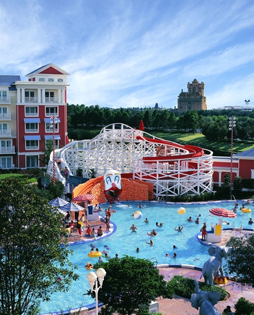 Imagen de la piscina del Hotel Disney's Boardwalk Villas. Foto 16