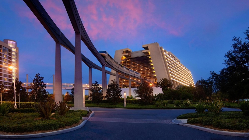 Imagen de los exteriores del Hotel Disney's Contemporary Resort. Foto 8