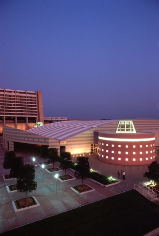 Imagen de los exteriores del Hotel Disney's Contemporary Resort. Foto 10