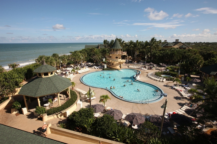 Imagen de la piscina del Hotel Disney's Vero Beach Resort. Foto 16