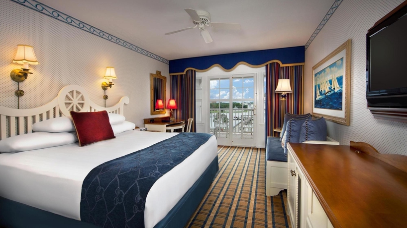 Imagen de los exteriores del Hotel Disney's Yacht Club Resort. Foto 14