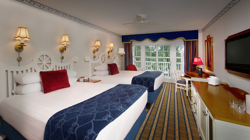 Imagen de la habitación del Hotel Disney's Yacht Club Resort. Foto 8