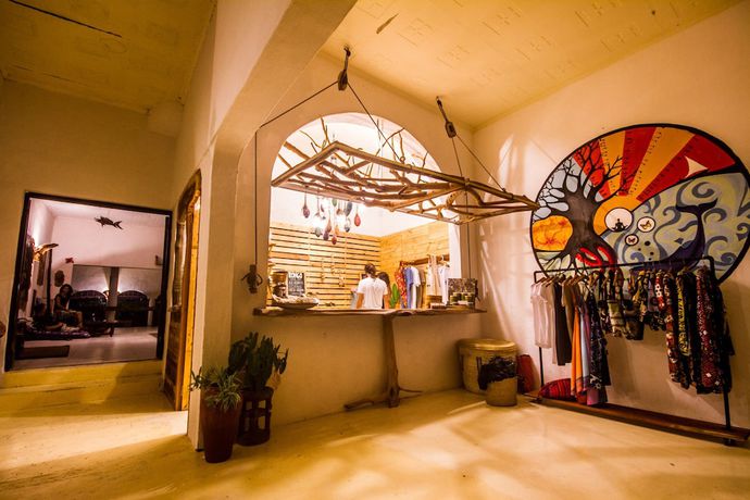 Imagen de los interiores del Hotel Distant Relatives Ecolodge and Backpackers. Foto 19