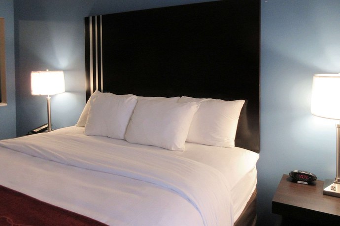 Imagen de la habitación del Hotel Distill-Inn. Foto 9