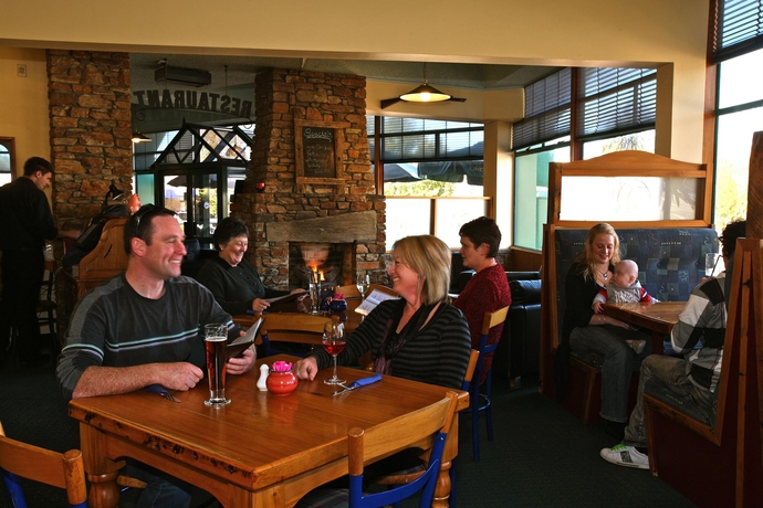 Imagen del bar/restaurante del Hotel Distinction Luxmore. Foto 8