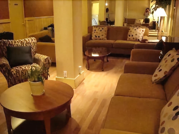 Imagen de los interiores del Hotel District. Foto 18