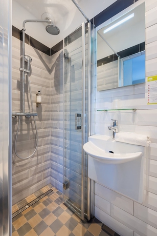 Imagen de la habitación del Hotel District Republique. Foto 18