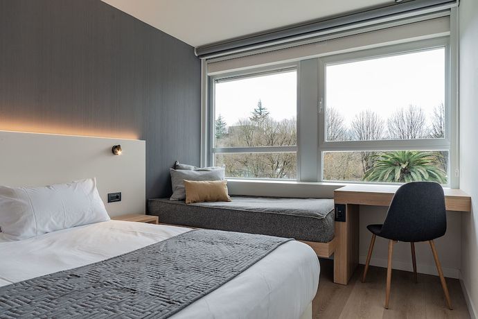 Imagen de la habitación del Hotel Distrito Oeste. Foto 3