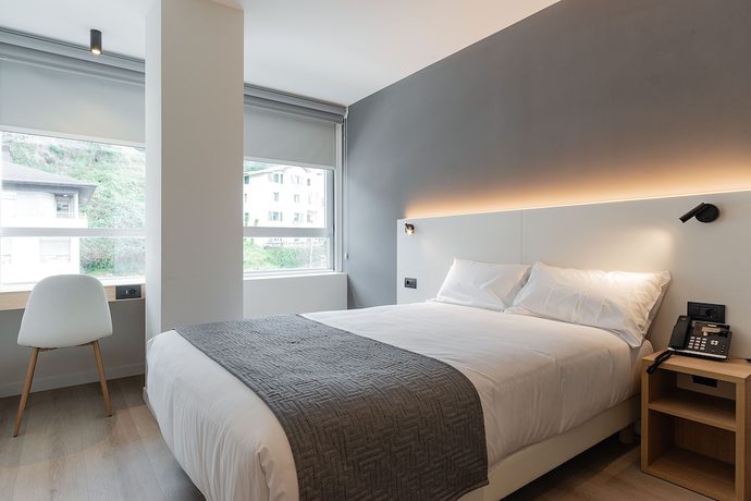 Imagen de la habitación del Hotel Distrito Oeste. Foto 4