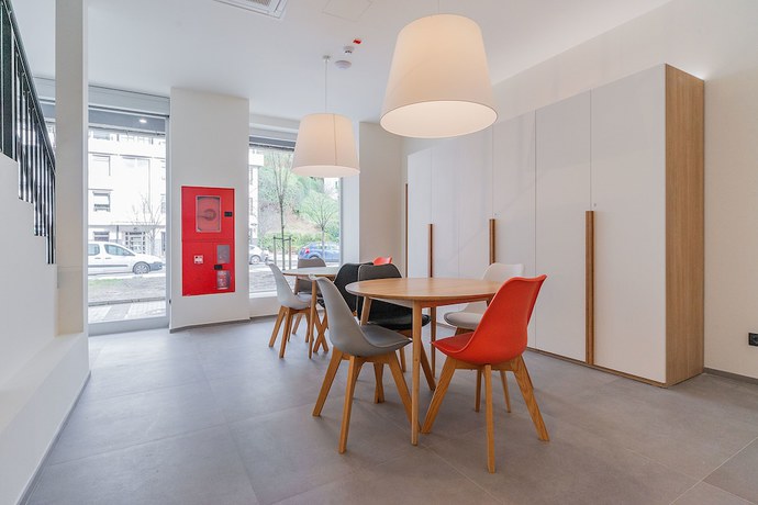 Imagen de los interiores del Hotel Distrito Oeste. Foto 17