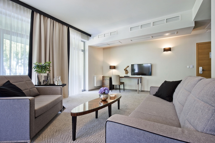 Imagen de la habitación del Hotel Diune. Foto 4