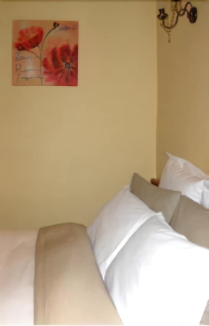 Imagen de la habitación del Hotel Diva, Atenas. Foto 7