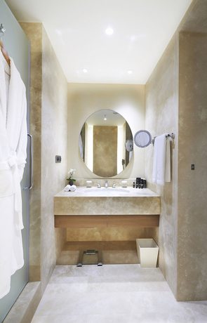 Imagen de la habitación del Hotel Divan Adana. Foto 7