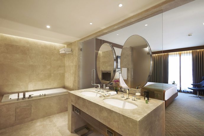 Imagen de la habitación del Hotel Divan Adana. Foto 10