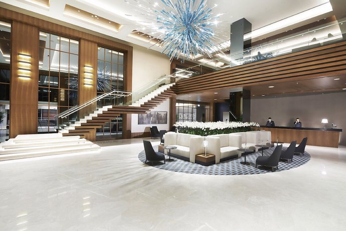 Imagen de los interiores del Hotel Divan Adana. Foto 17