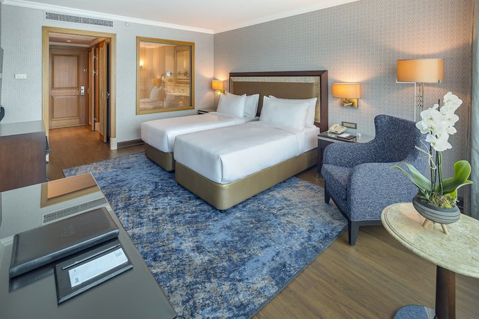 Imagen de la habitación del Hotel Divan Ankara. Foto 14