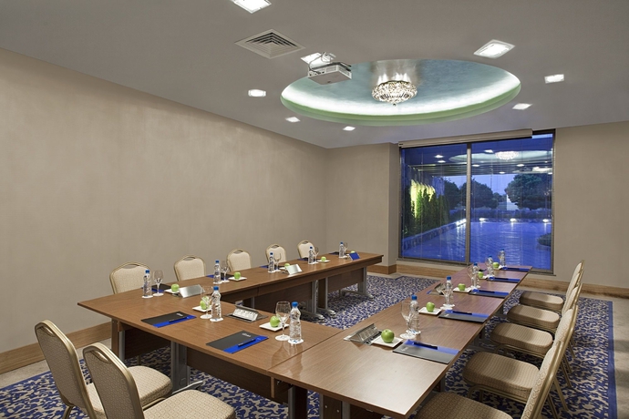 Imagen de los interiores del Hotel Divan Bursa. Foto 7