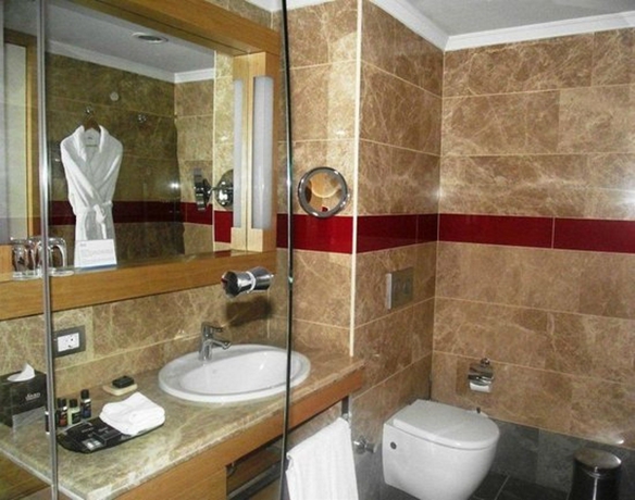Imagen de la habitación del Hotel Divan Bursa. Foto 4