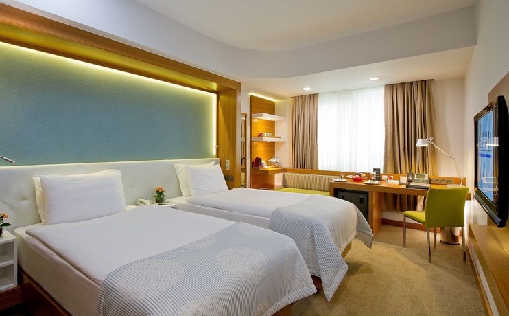 Imagen de la habitación del Hotel Divan Istanbul City. Foto 8