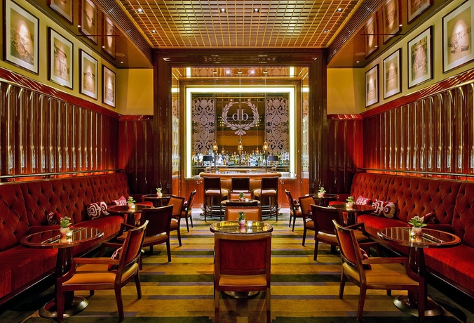 Imagen del bar/restaurante del Hotel Divan Istanbul, Plaza Taksim. Foto 5