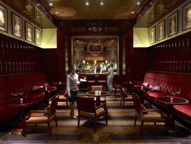 Imagen del bar/restaurante del Hotel Divan Istanbul, Plaza Taksim. Foto 8