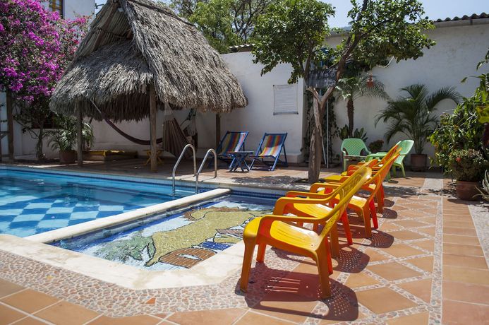 Imagen de la piscina del Hotel Divanga Hostel. Foto 16
