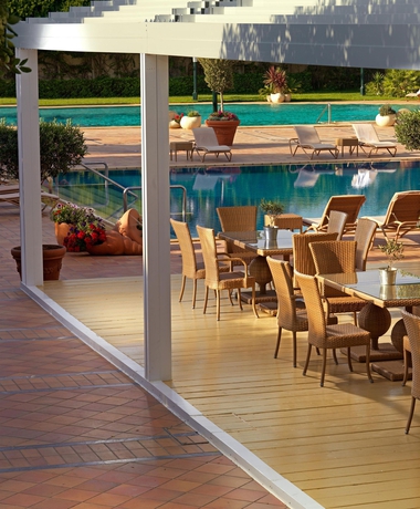 Imagen del bar/restaurante del Hotel Divani Apollon Palace and Thalasso. Foto 2