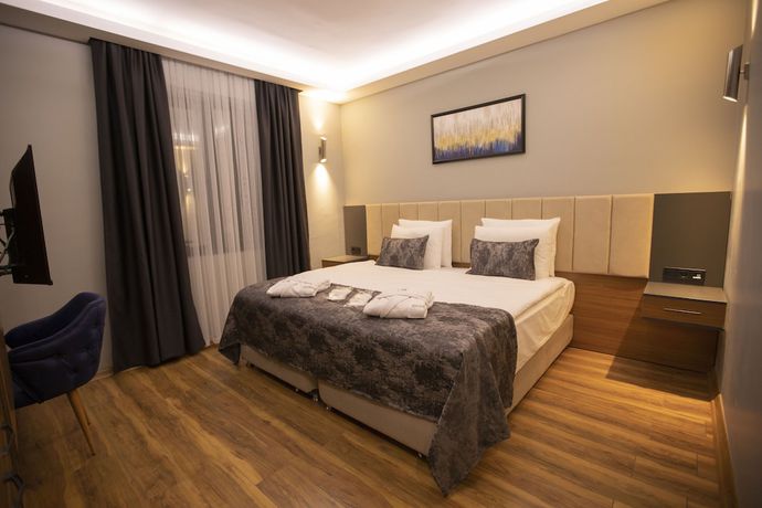 Imagen de la habitación del Hotel Divares Luxury. Foto 6