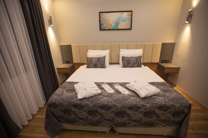 Imagen de la habitación del Hotel Divares Luxury. Foto 7