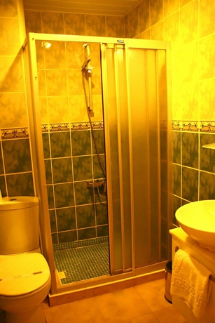 Imagen de la habitación del Hotel Divas. Foto 10