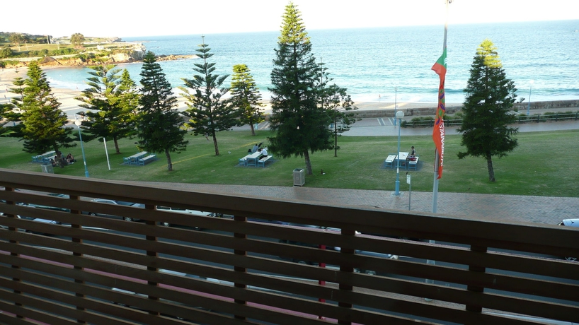 Imagen de los exteriores del Hotel Dive. Foto 5