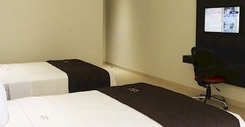 Imagen de la habitación del Hotel Diverxo And Villas. Foto 4