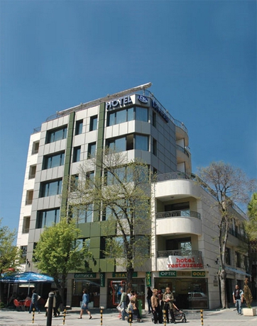 Imagen de los exteriores del Hotel Divesta. Foto 6