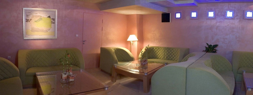 Imagen de los interiores del Hotel Divesta. Foto 12